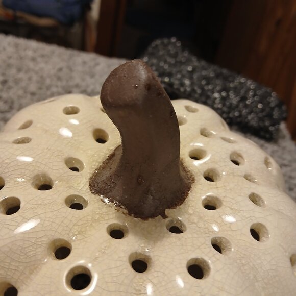 9" Tall Cut Out Ceramic Pumpkin Decoration/Candle Cover - Picture 9 of 10